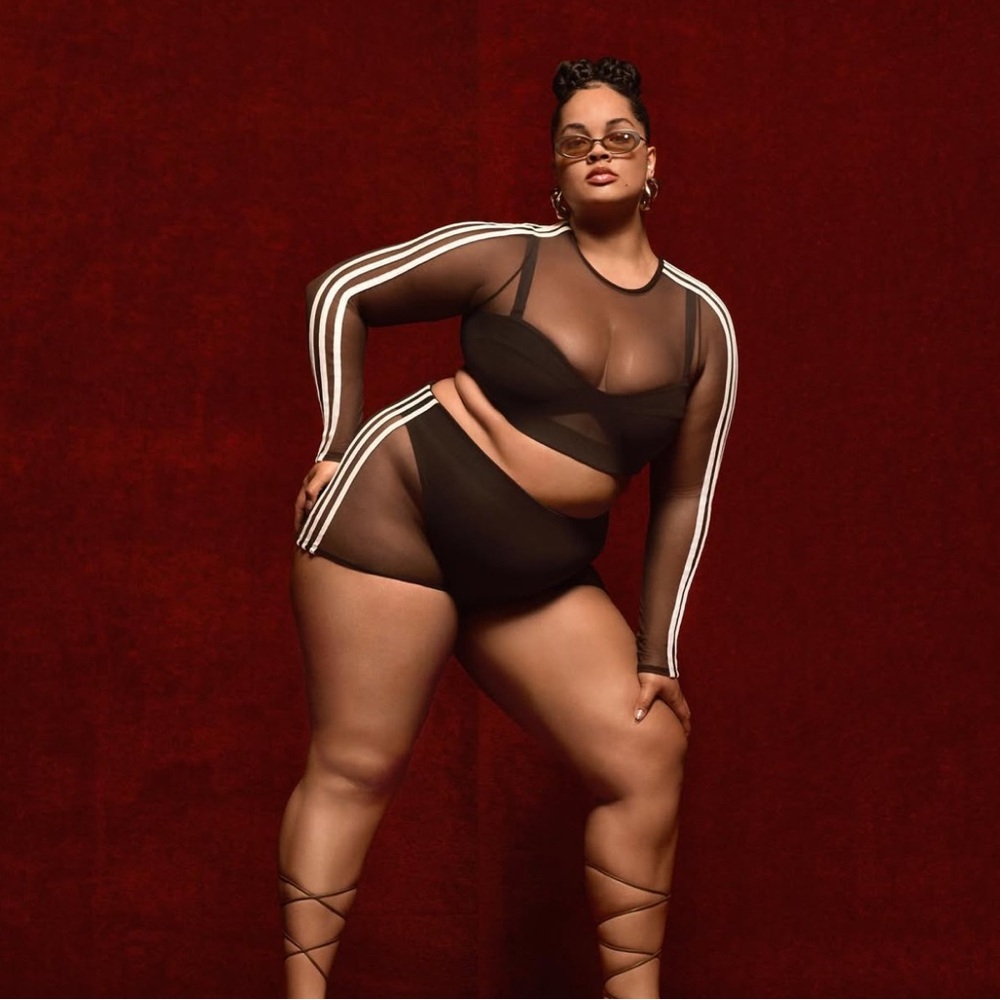 IVY PARK Black Mesh Women Shorts